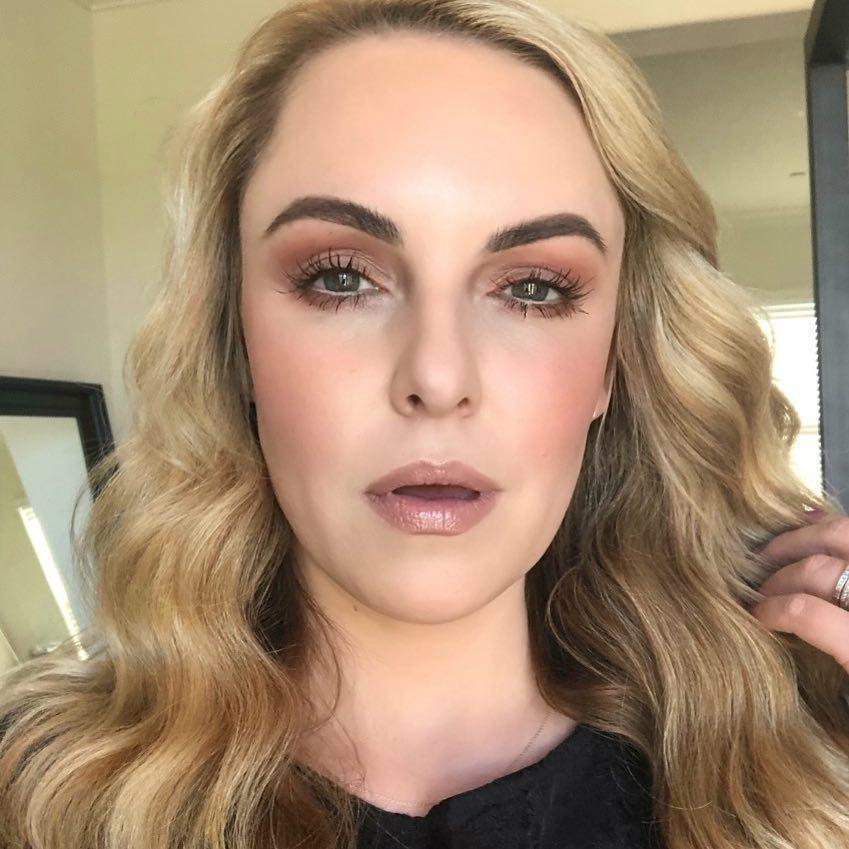 Get Elle Leary's Skin with the 10 Collagen Cushion Foundation