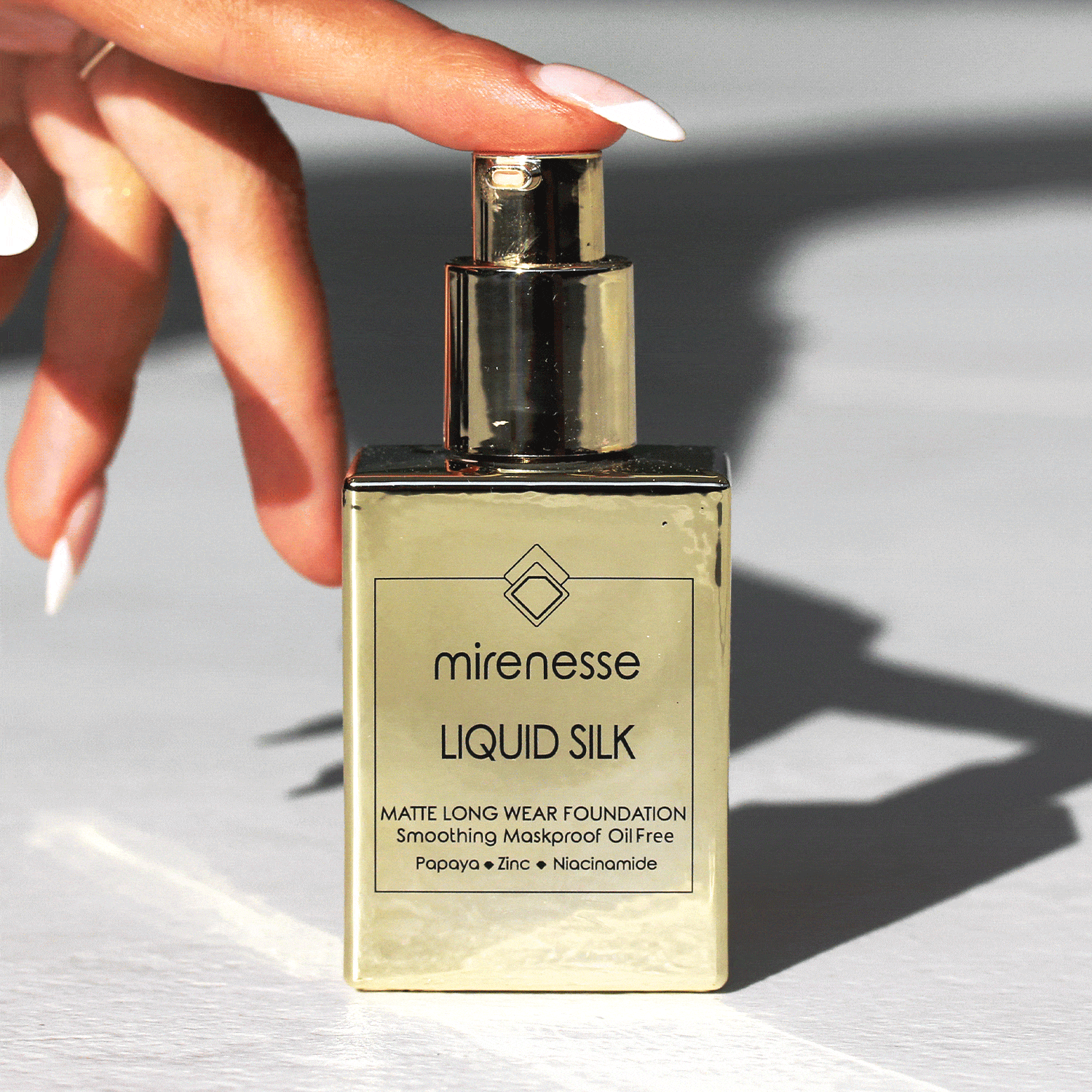 MIRENESSE PACK FOUNDATION Liquid Silk Flawless Face Foundation Trio 3pce Kit