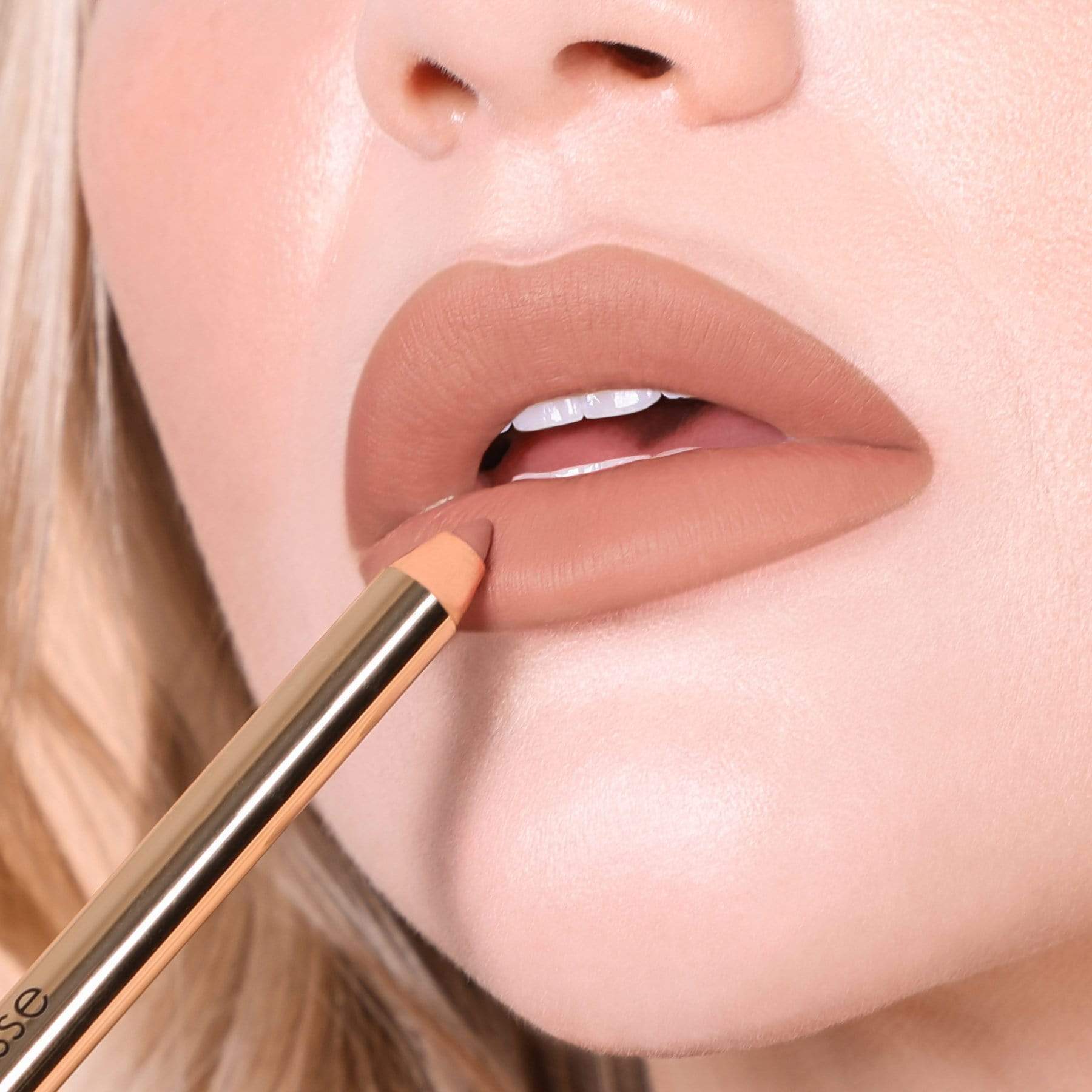 MIRENESSE LIP LINER 0.4g / .01oz / 2. Praise Me All Day Velvet Matte Kissproof Liner 2. Praise Me