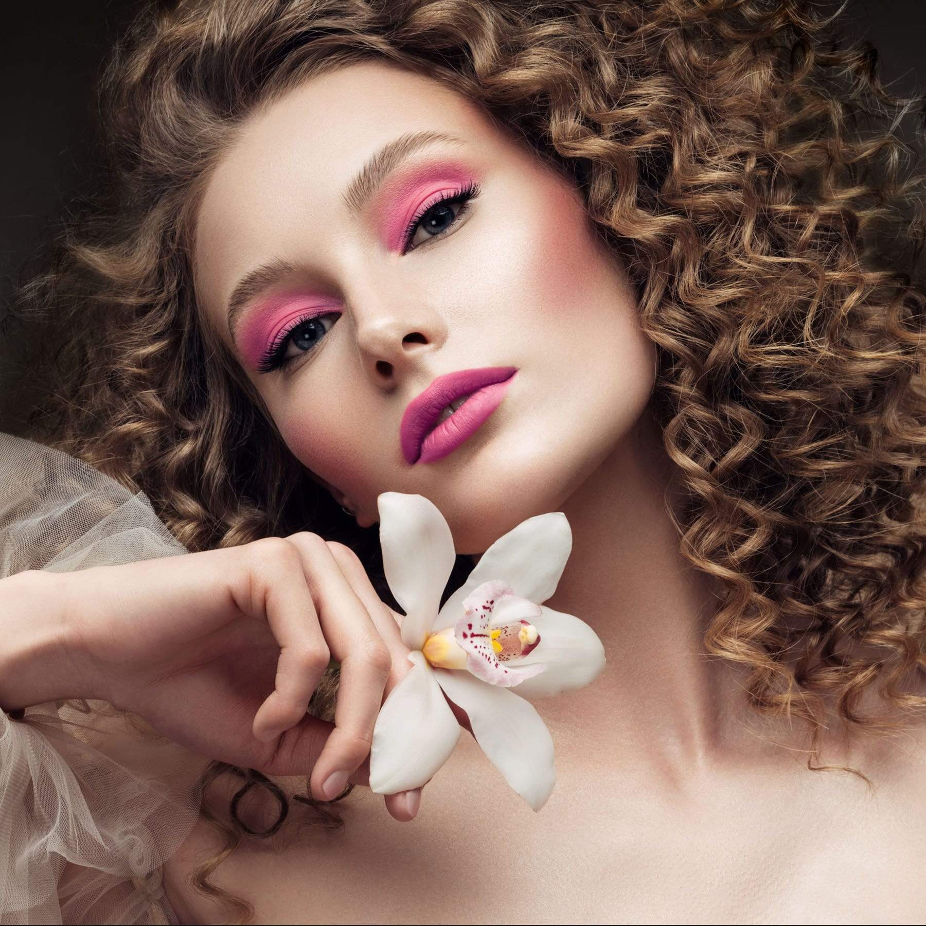 MIRENESSE LASHES 5D Faux Mink Silk Lashes 5. Carrie