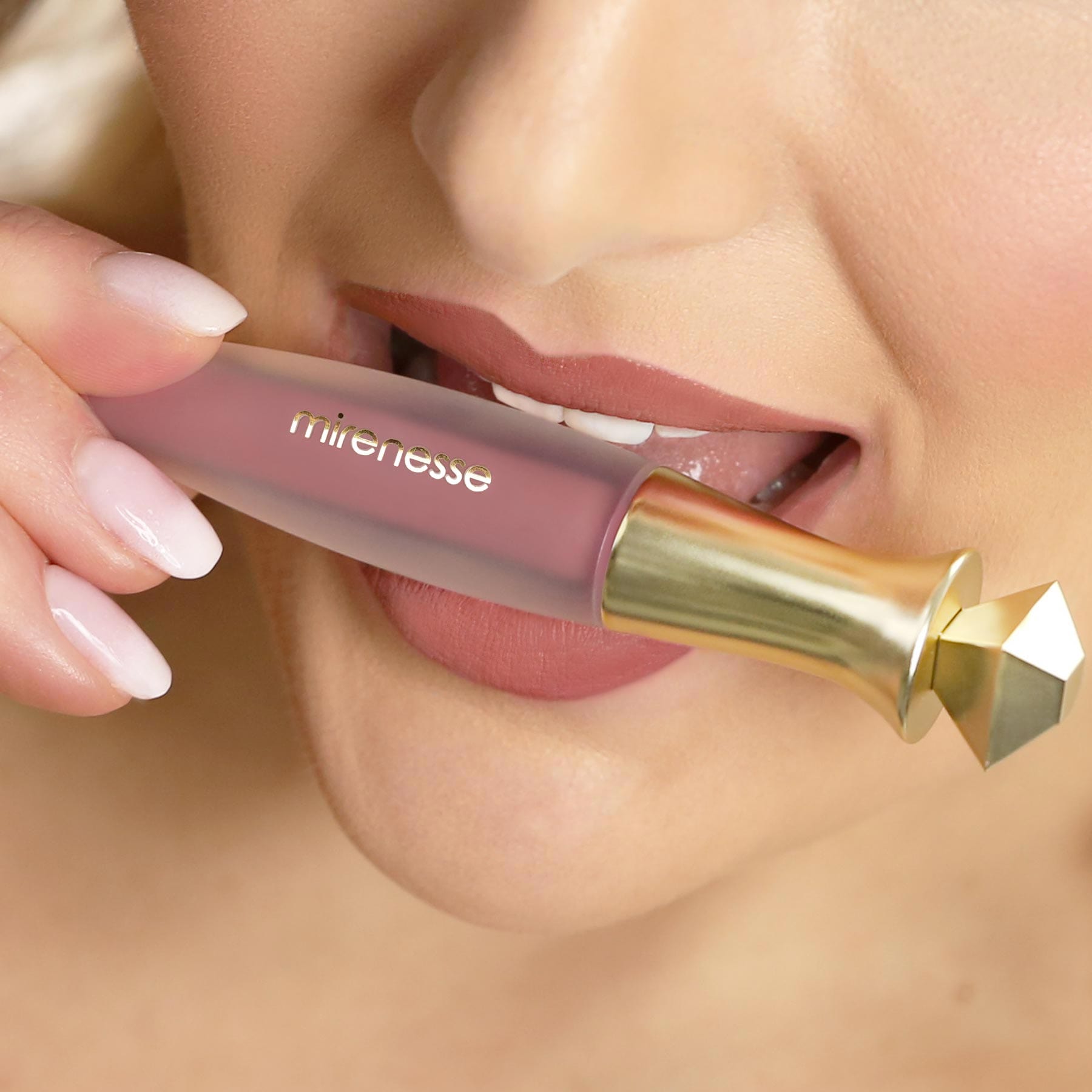 Velvet Matte 12hr Liquid Lip 4. Chiffon + Free Mini